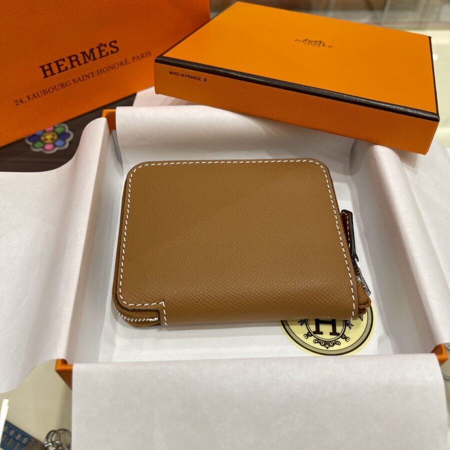HM Compact Wallet 11.5 Tan Epsom | Studio Nafay