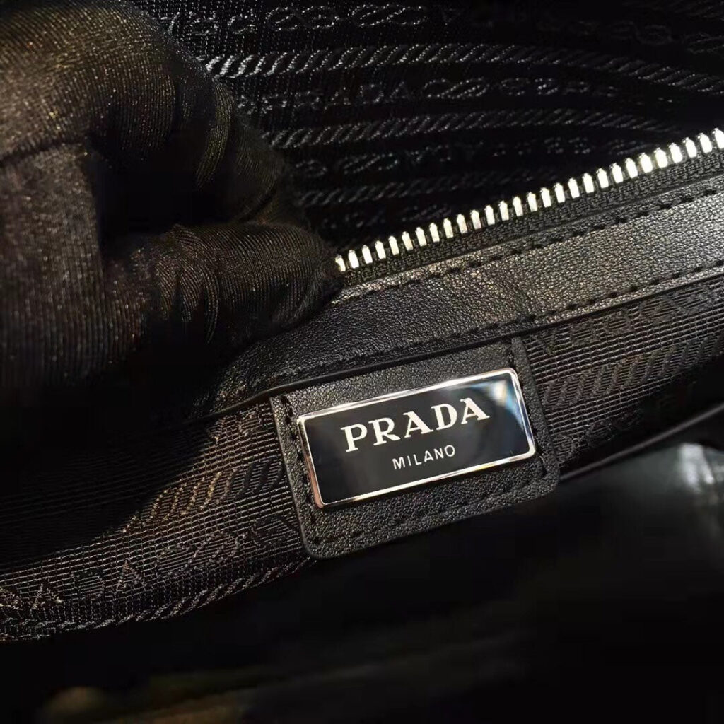 PRA 38 BRIEFCASE IN BLACK SAFFIANO LEATHER | Studio Nafay