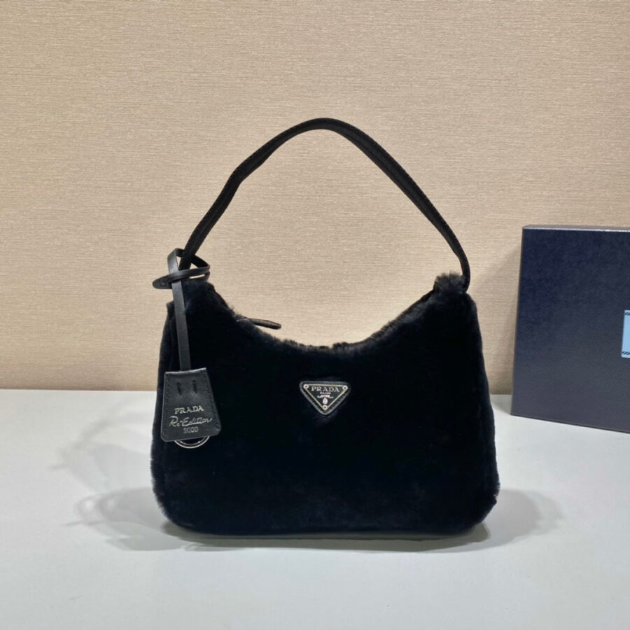 HOBO BAG 23 IN BLACK RABBIT FUR | Studio Nafay