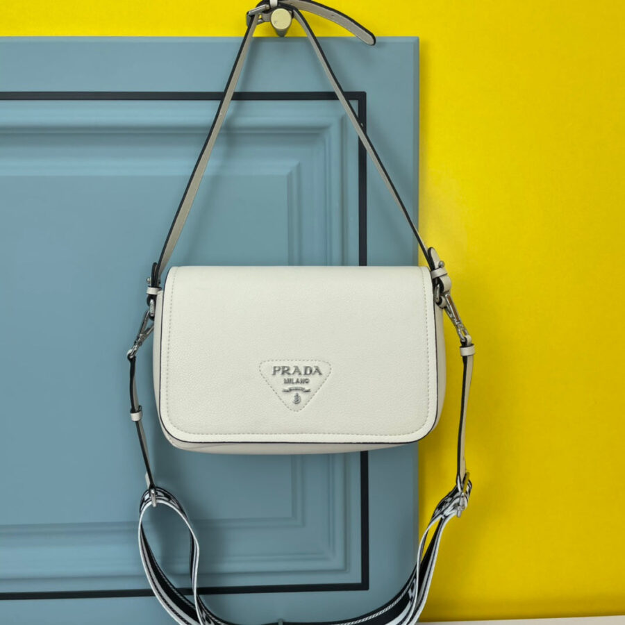 PRA 24 BAG WITH STRAP IN WHITE CALFSKIN | Studio Nafay