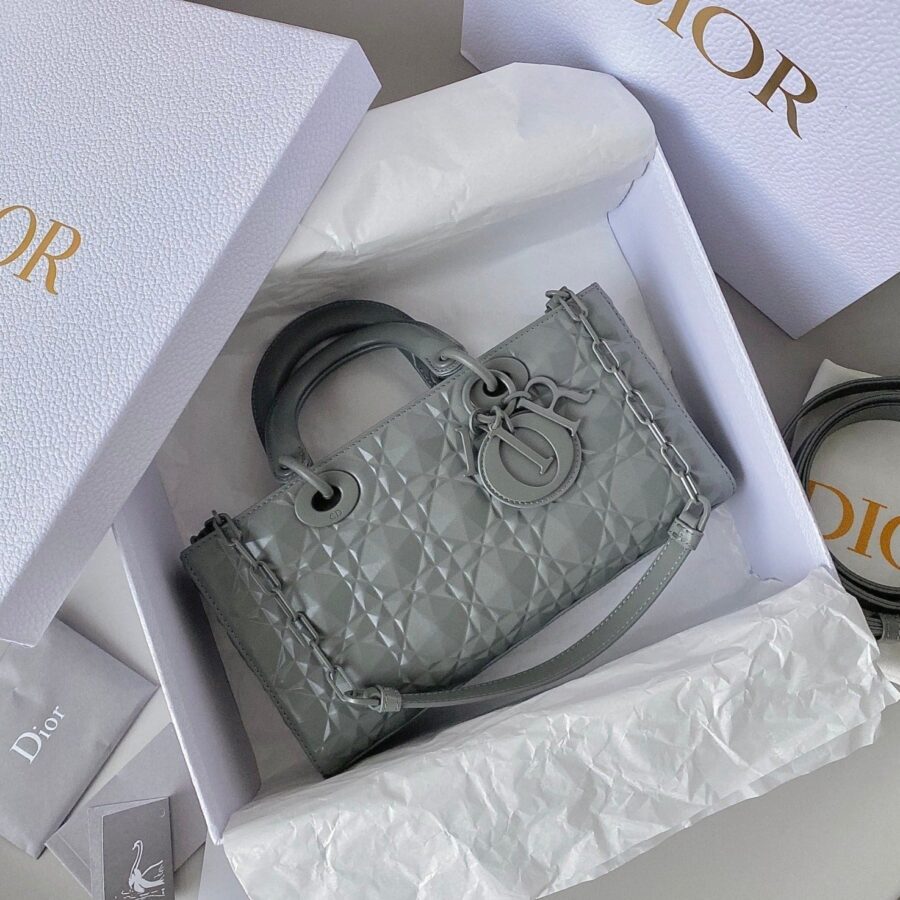 MEDIUM D-JOY BAG 26 IN GREY CALFSKIN | Studio Nafay