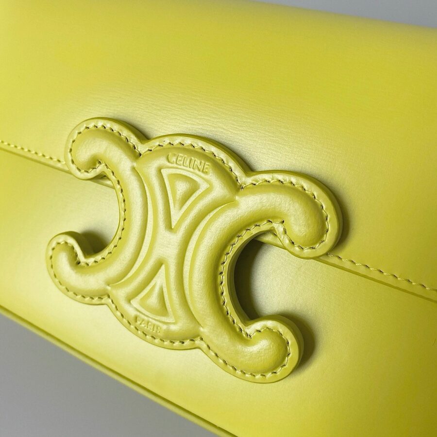 20 CHAIN EMBOSSED ARMPIT BAG CHARTREUSE YELLOW CALFSKIN | Studio Nafay
