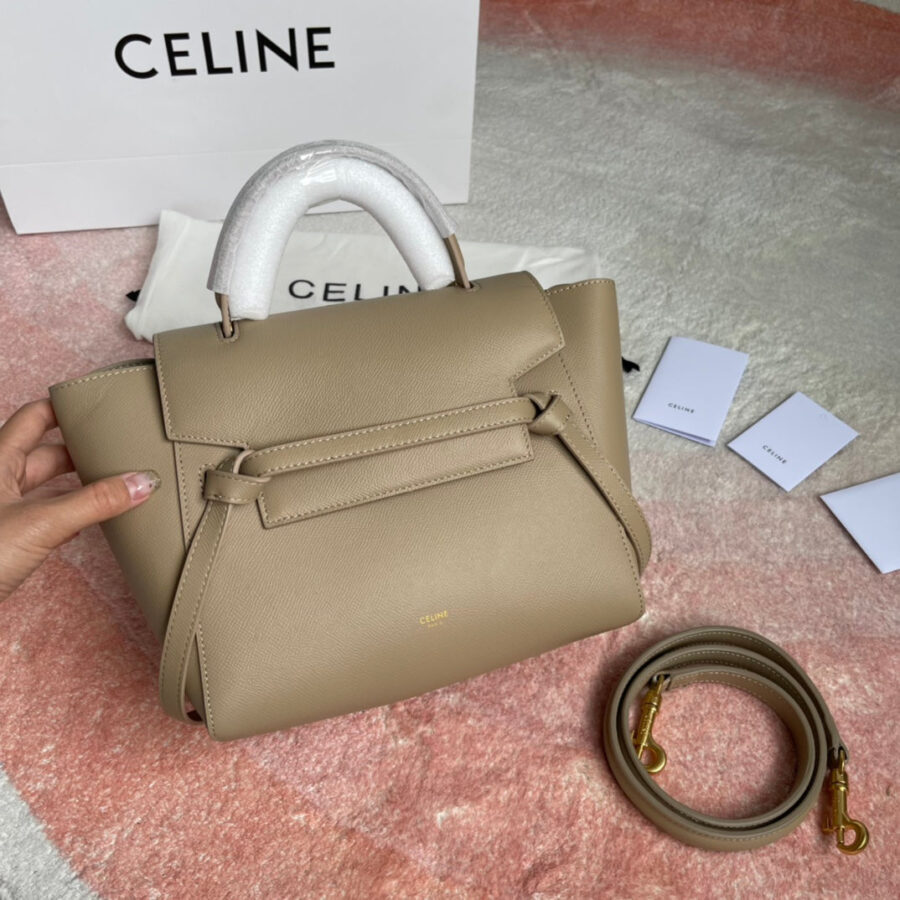 FISH BAG 24 BEIGE CREAM LEATHER | Studio Nafay