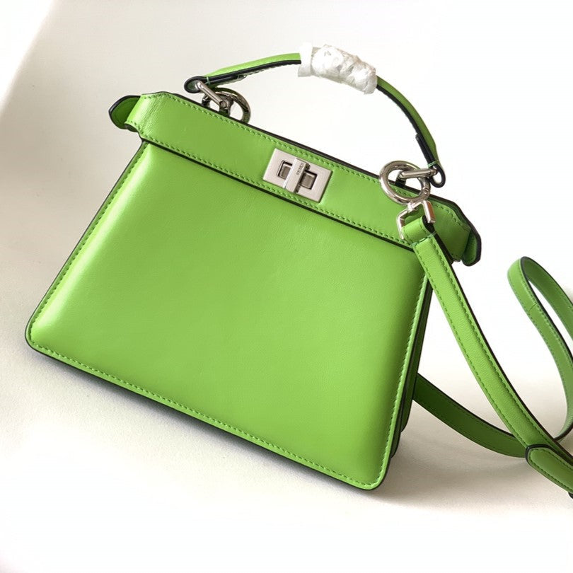 Peekaboo ISeeU Petite 20 Bag Green Lambskin Shw | Studio Nafay