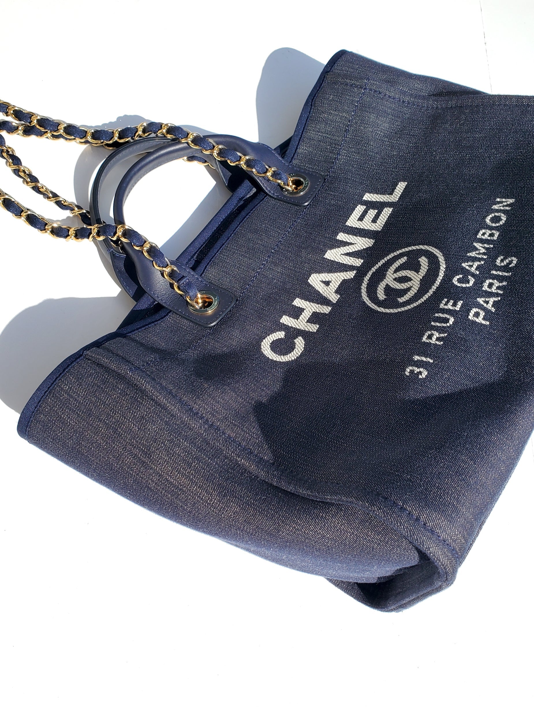 CHANEL DEAUVILLE Blue Marine Tote