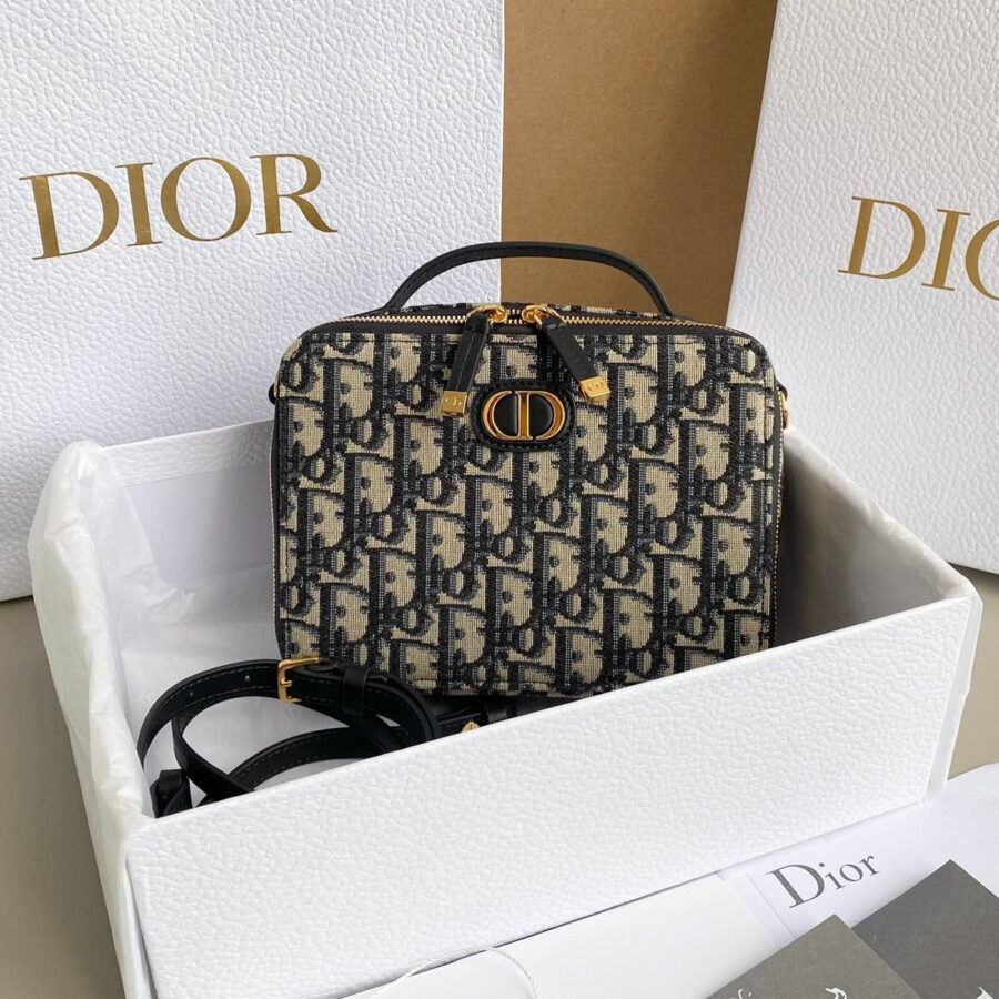 CARO 18 CAMERA BAG IN BLUE OBLIQUE JACQUARD | Studio Nafay