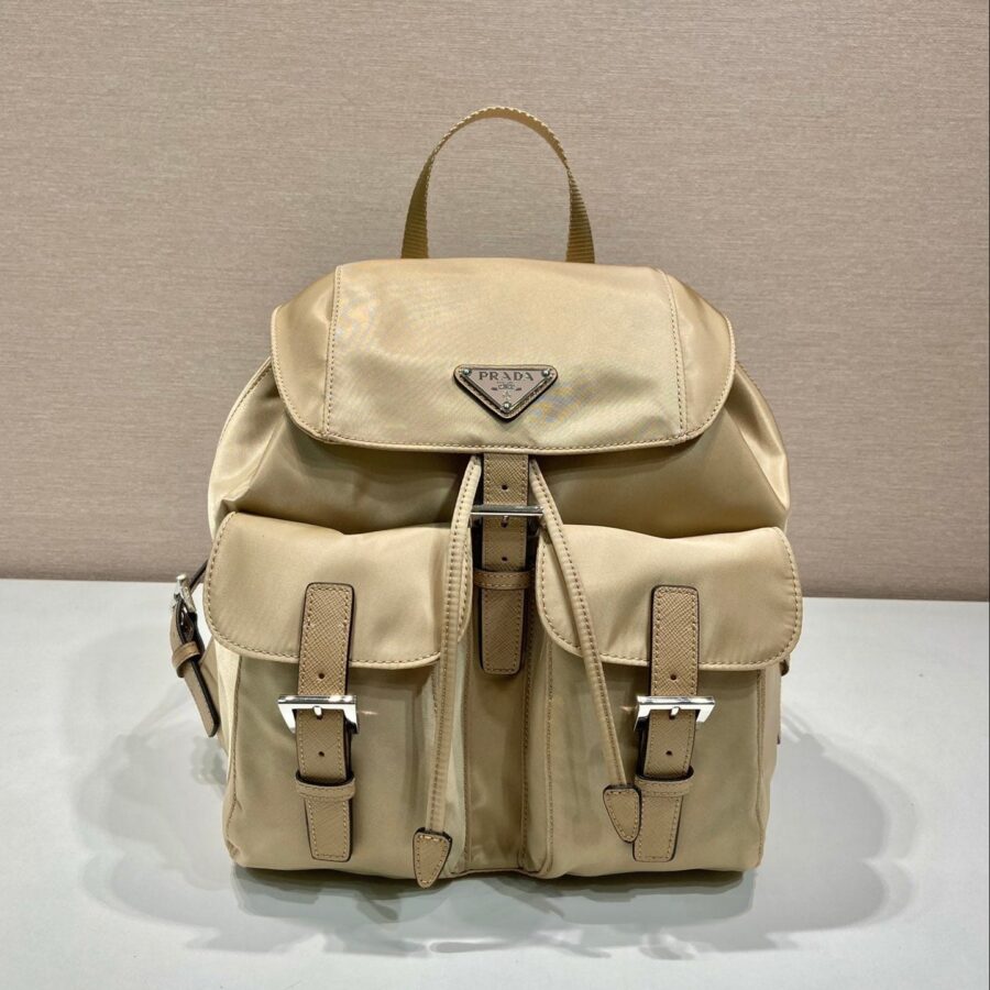 SMALL BACKPACK 28 IN SHOELACE BEIGE PARACHUTE FABRIC | Studio Nafay