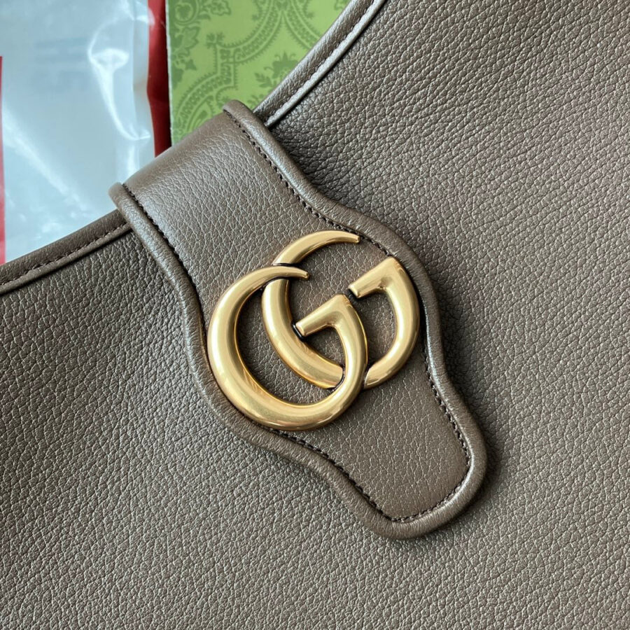 MEDIUM SHOULDER BAG 39 IN COFFEE CALFSKIN GOLD HARDWARE | Studio Nafay