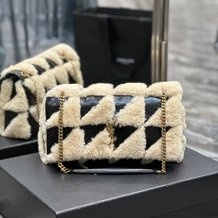 JAMIE BAG 25 IN BLACK CALFSKIN MIX BEIGE SHEARLING GOLD HARDWARE | Studio Nafay