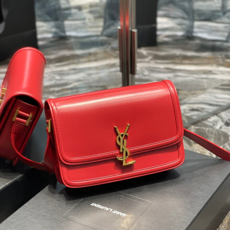 SOLFERINO MEDIUM 23 RED CALFSKIN GOLD HARDWARE | Studio Nafay