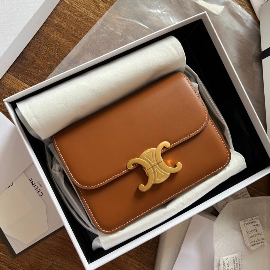 TEEN TRIOMPHE 18 BROWN CALFSKIN GOLD HARDWARE | Studio Nafay