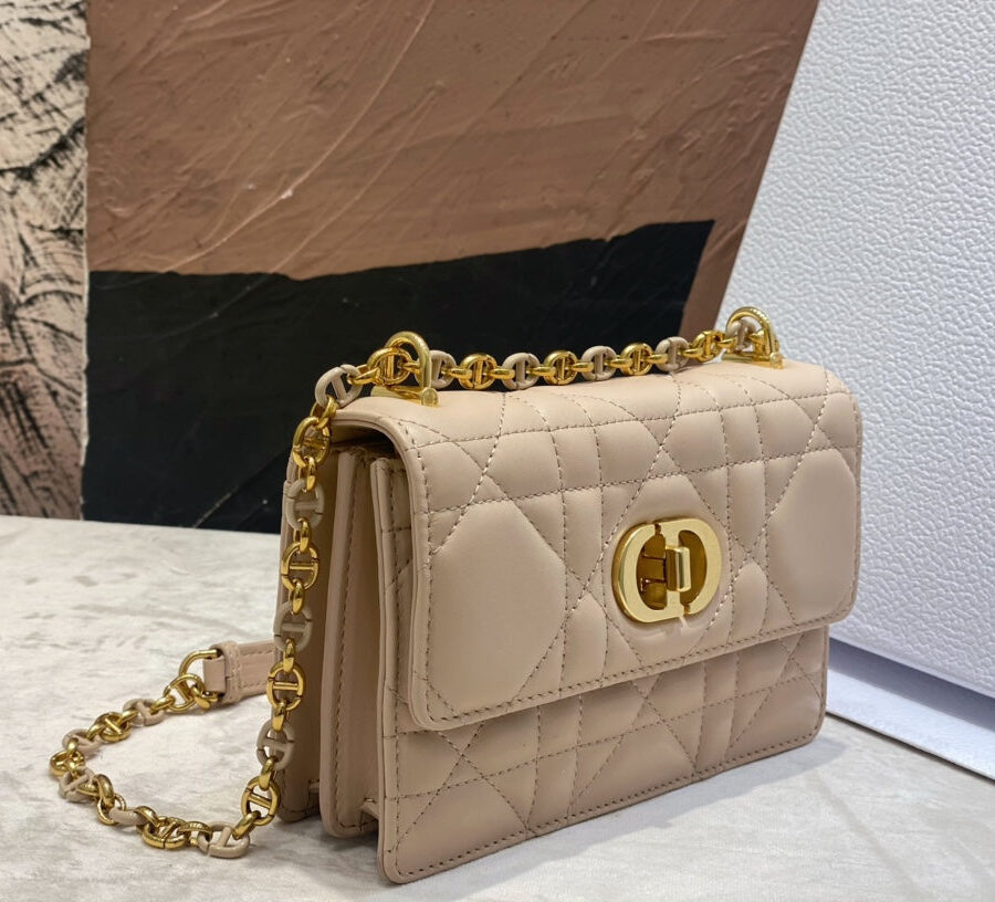 miss caro mini 19 light beige calfskin | Studio Nafay