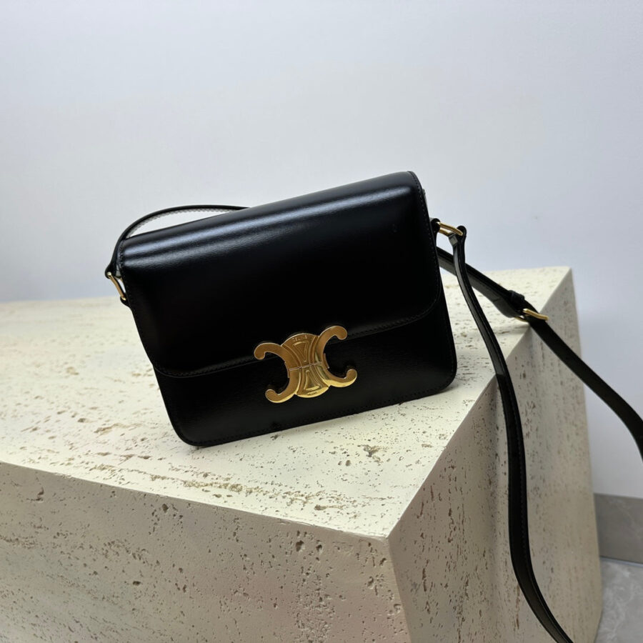 TEEN TRIOMPHE 18 BLACK CLAFSKIN GOLD HARDWARE | Studio Nafay