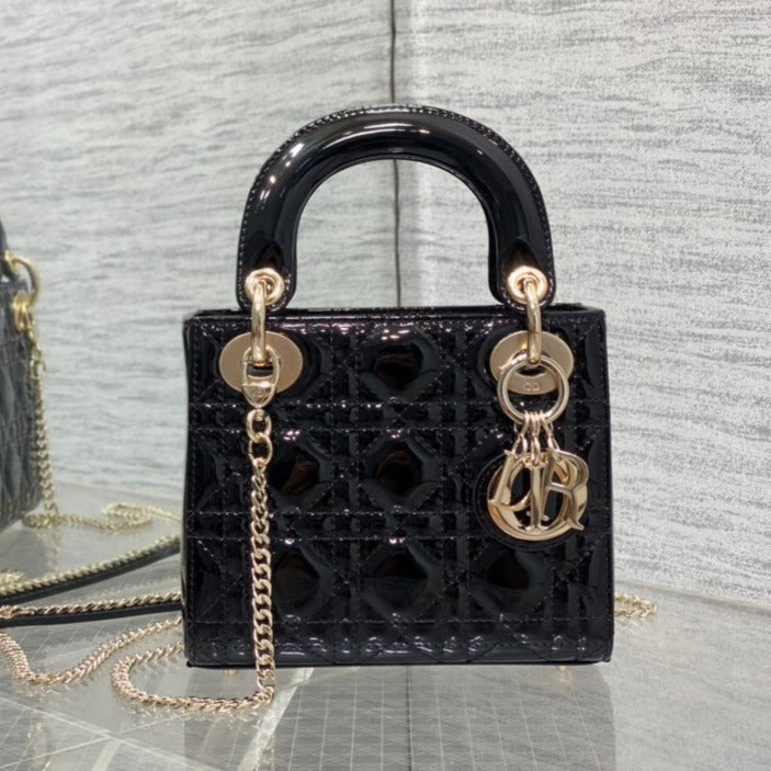 mini lady 17 black patent calfskin | Studio Nafay