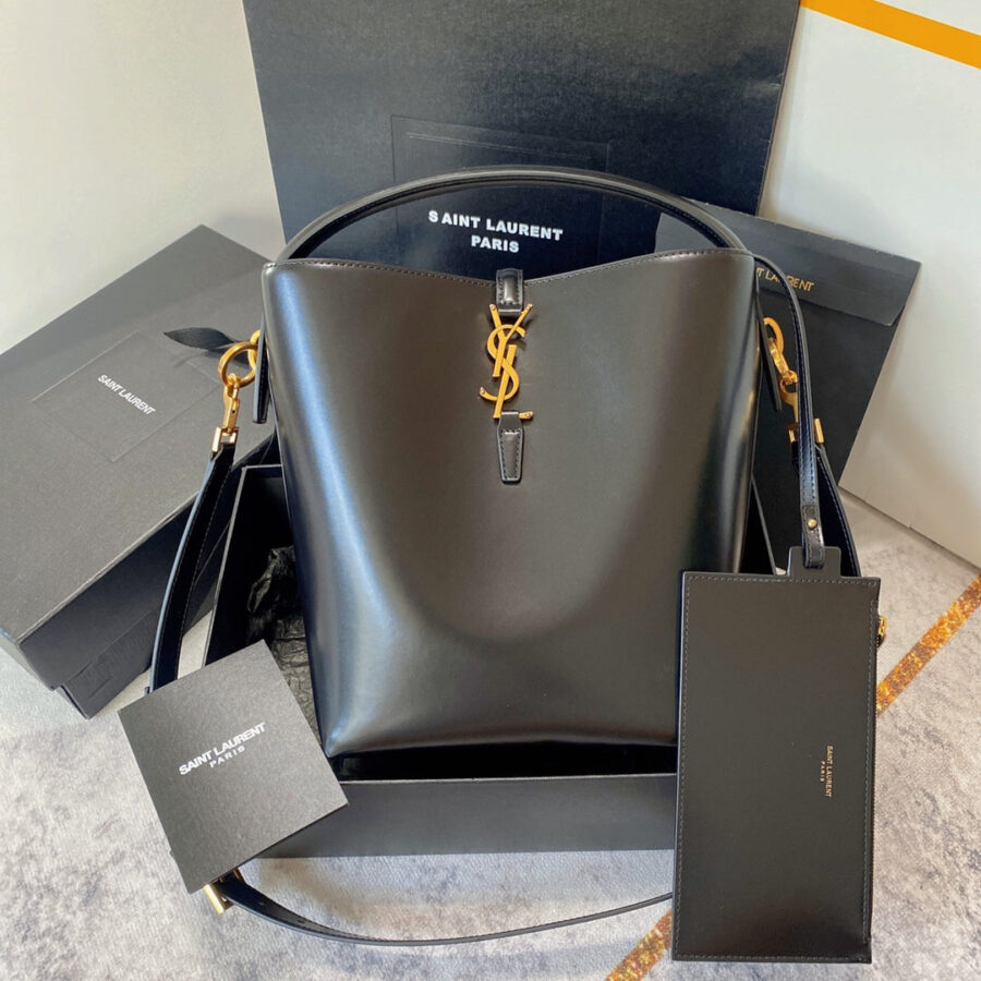 le 37 20cm black shiny calfskin | Studio Nafay