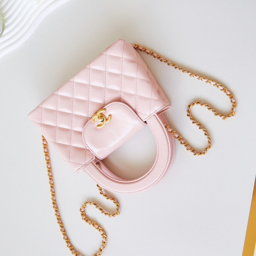 cc 24a nano 19cm kelly shopper bag light pink lambskin | Studio Nafay