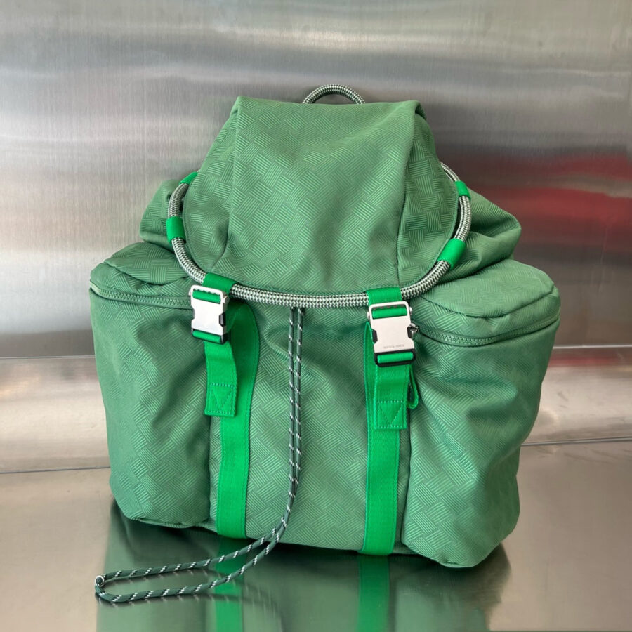 ALTO 42 BACKPACK IN COOL GREEN JACQUARD FABRIC | Studio Nafay