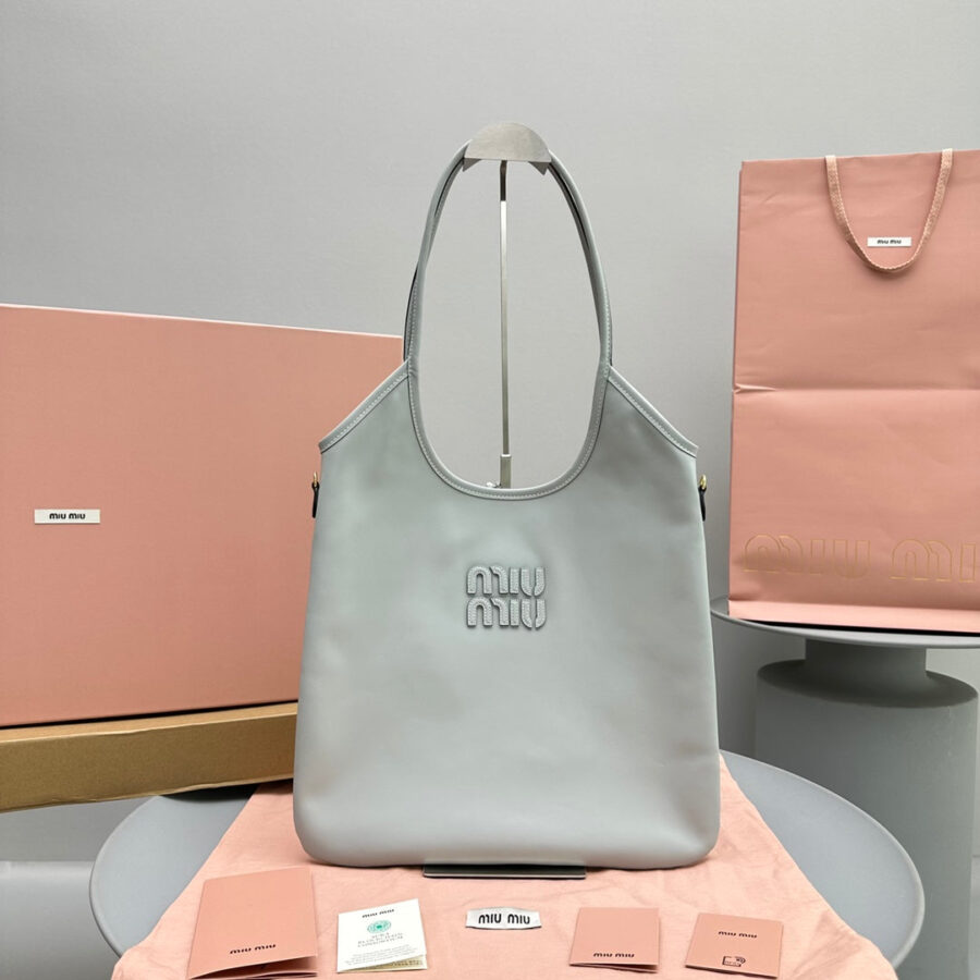 HOBO 40 TOTE IN LIGHT BLUE CALFSKIN | Studio Nafay