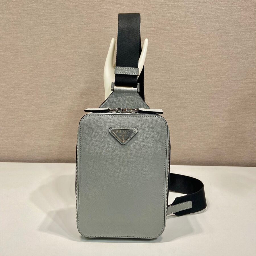 CHEST BAG 20 IN ECHO GRAY SAFFIANO LEATHER | Studio Nafay