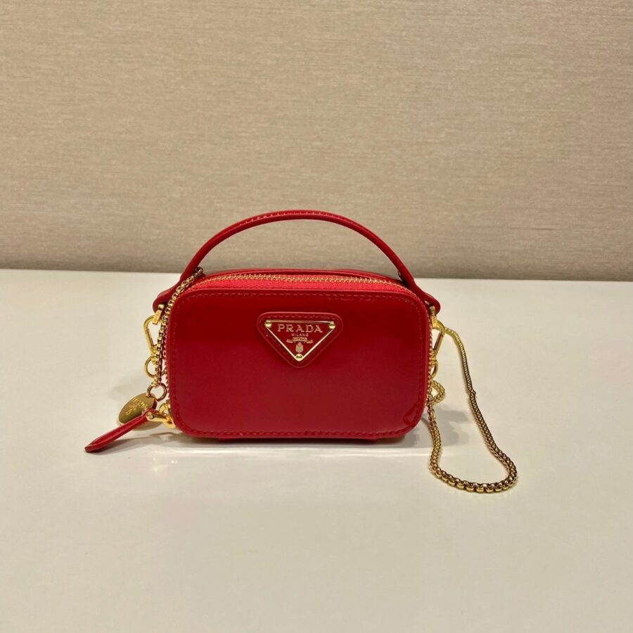 MINI HAND BAG 11 WITH GOLD STRAP IN RED PATENT CALFSKIN | Studio Nafay