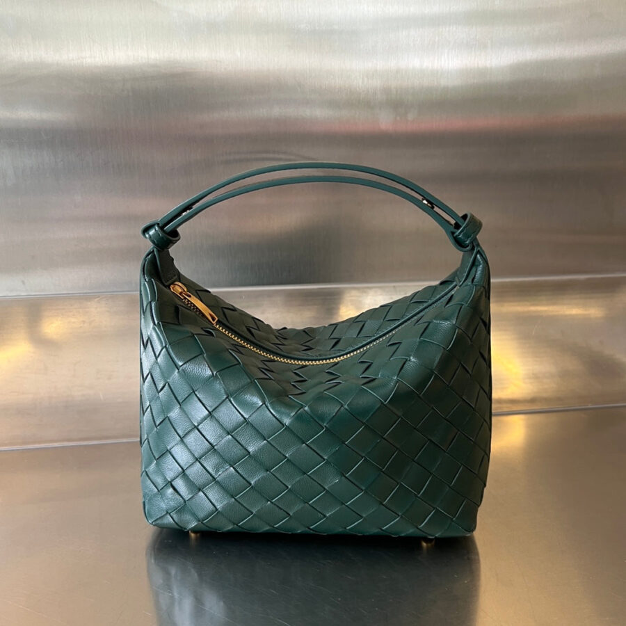 WALLACE 22 BAG DARK GREEN CALFSKIN | Studio Nafay