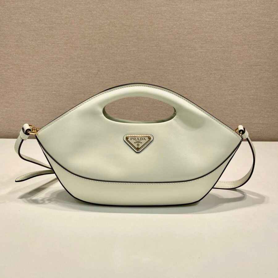 DUMPLING BAG 30 IN WHTE CALFSKIN | Studio Nafay