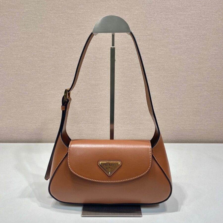 FLAP BAG 25 IN CINNAMON BROWN SMOOTH CALFSKIN TRIANGLE LOGO | Studio Nafay