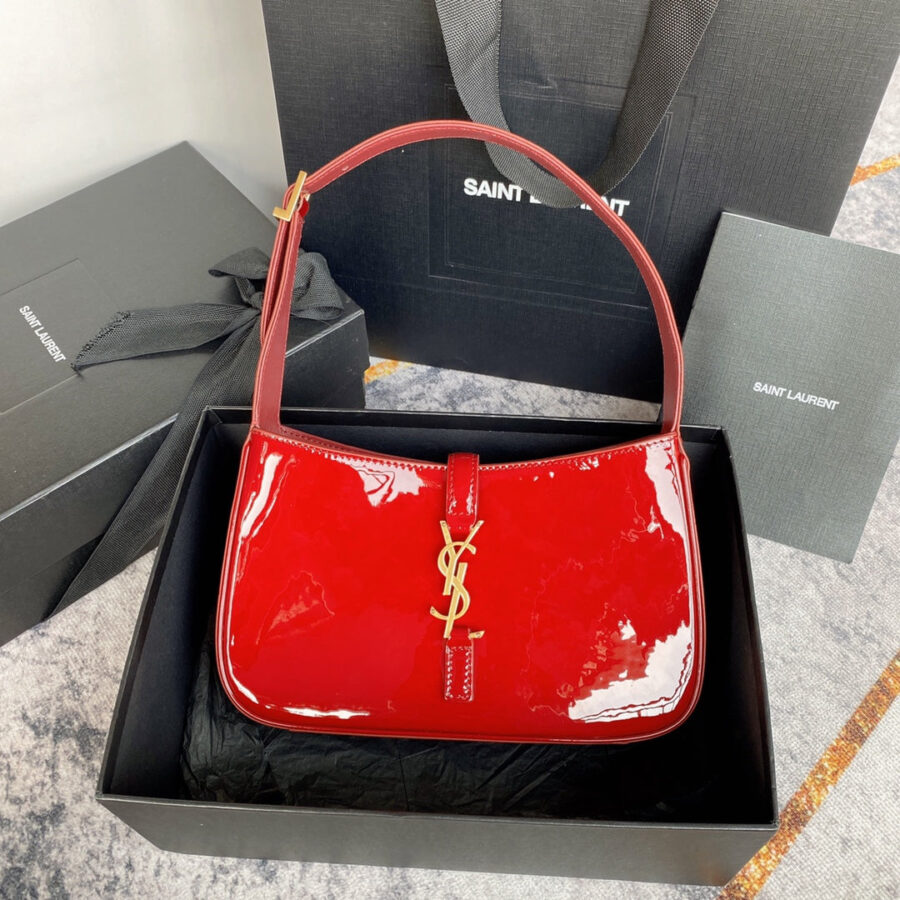 LE 5 À 7 BAG 24 IN RED GLOSSY CALFSKIN GOLD HARDWARE | Studio Nafay