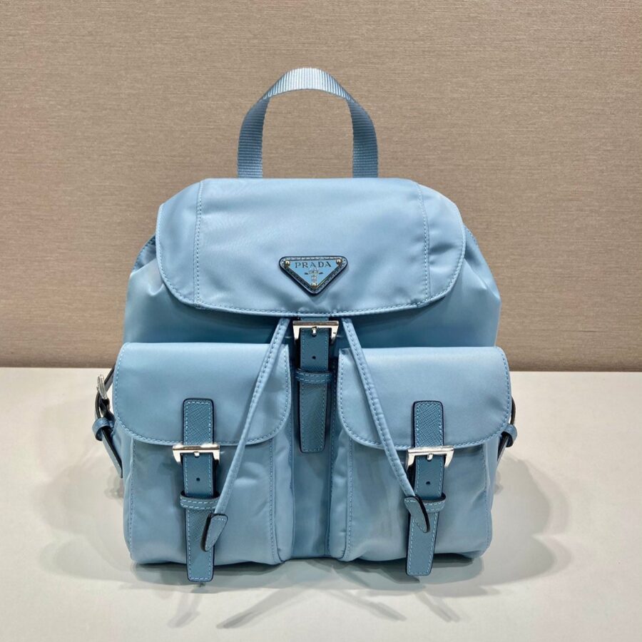 SMALL BACKPACK 28 IN SKY BLUE PARACHUTE FABRIC | Studio Nafay