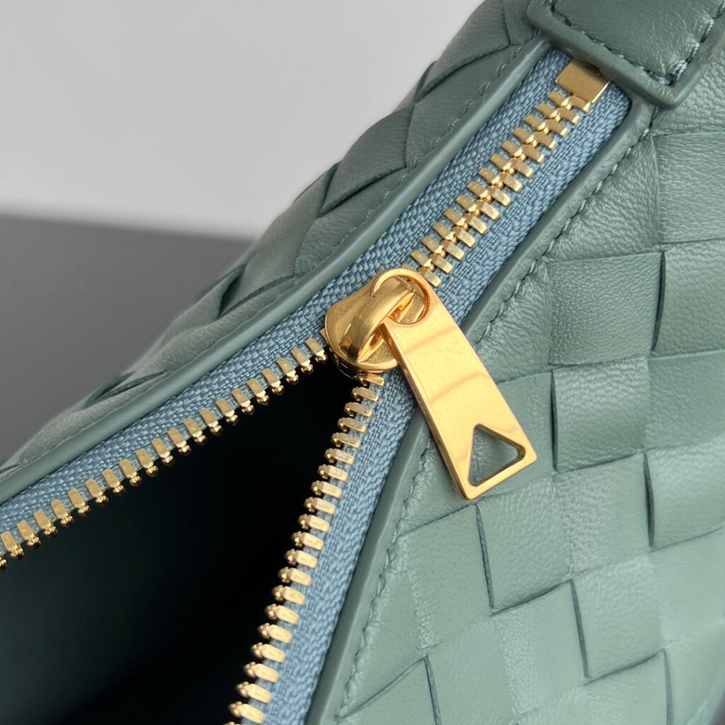 WALLACE 22 BAG BLUE GREEN CALFSKIN - Product Image 2