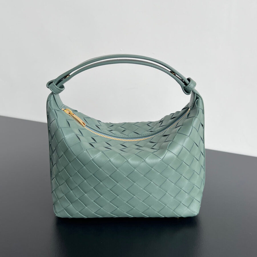 WALLACE 22 BAG BLUE GREEN CALFSKIN | Studio Nafay