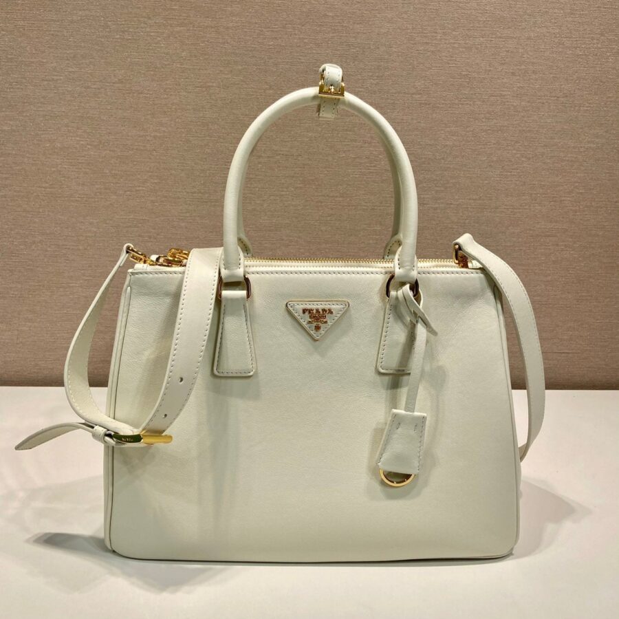 LARGE GALLERIA BAG 32 IN WHITE SMOOTH CALFSKIN GOLD HARDWARE | Studio Nafay
