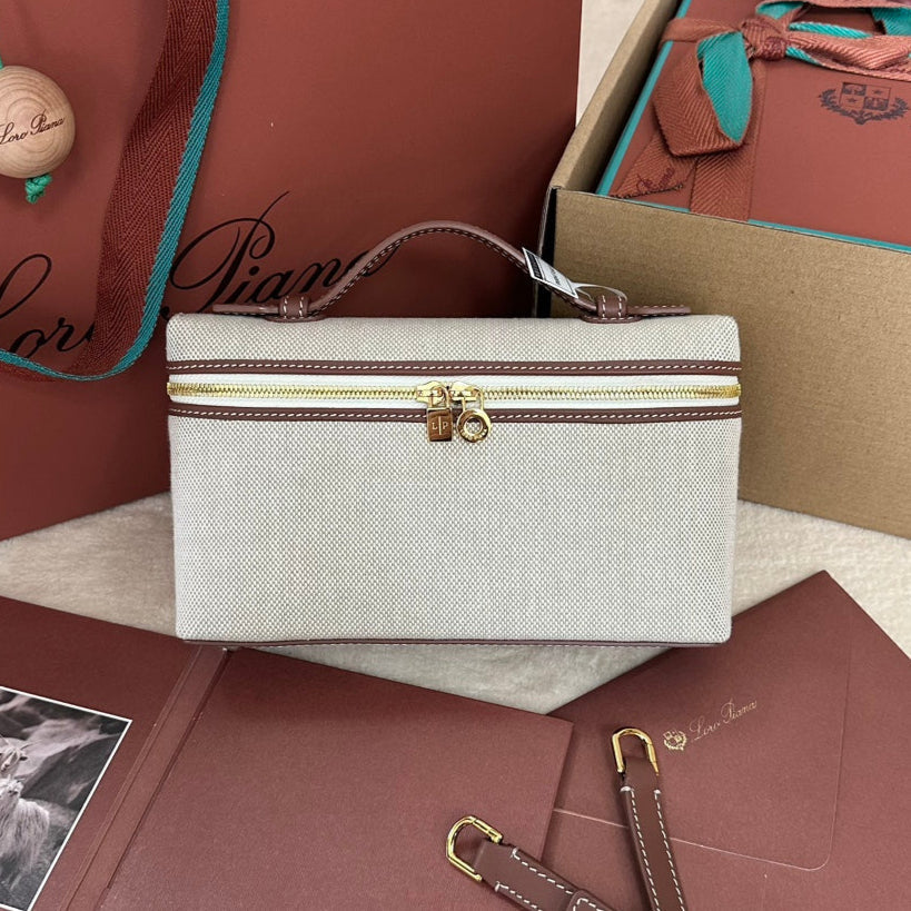 Loro Extra Pocket L19cm Grey Canvas Burgundy Calfskin | Studio Nafay