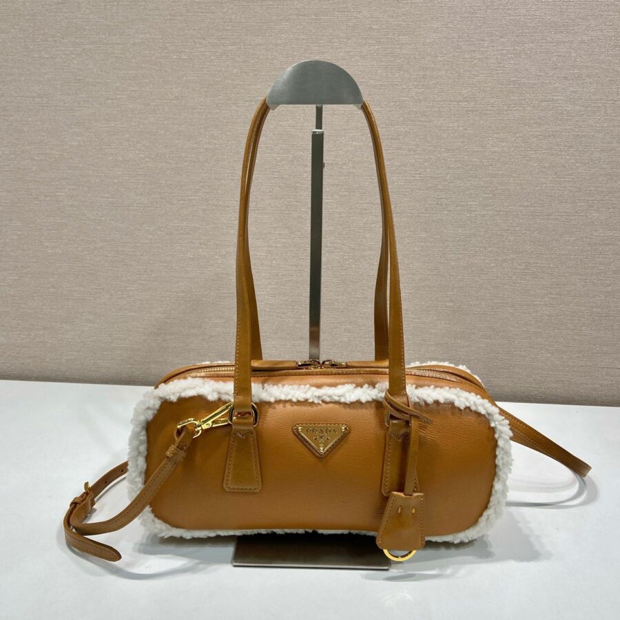 TOP HANDLE BAG 27 IN BRONZE BROWN SHEEPSKIN AND SHEARLING TRIM | Studio Nafay