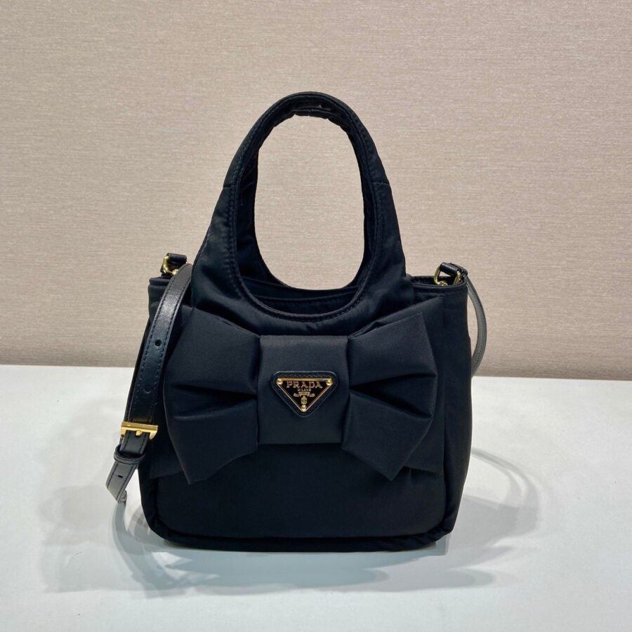 MINI BOW TOTE BAG 18 IN BLACK PADDED NYLON FABRIC | Studio Nafay