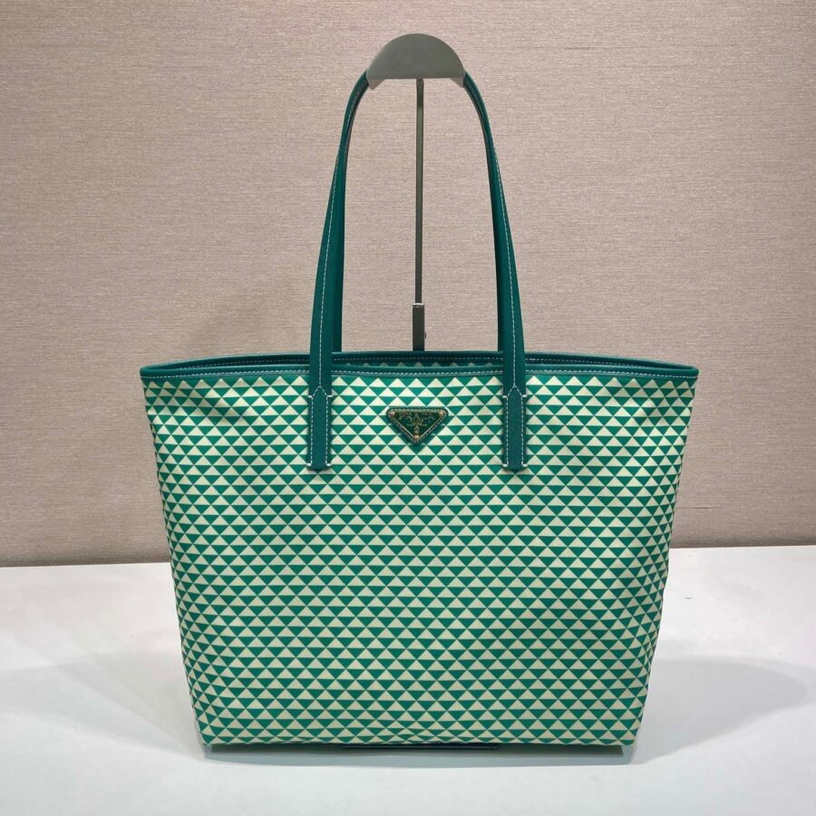 TOTE BAG 33 IN FOREST GREEN MIX CREAM TRIANGLE PATTERN EMBROIDERED FABRIC | Studio Nafay