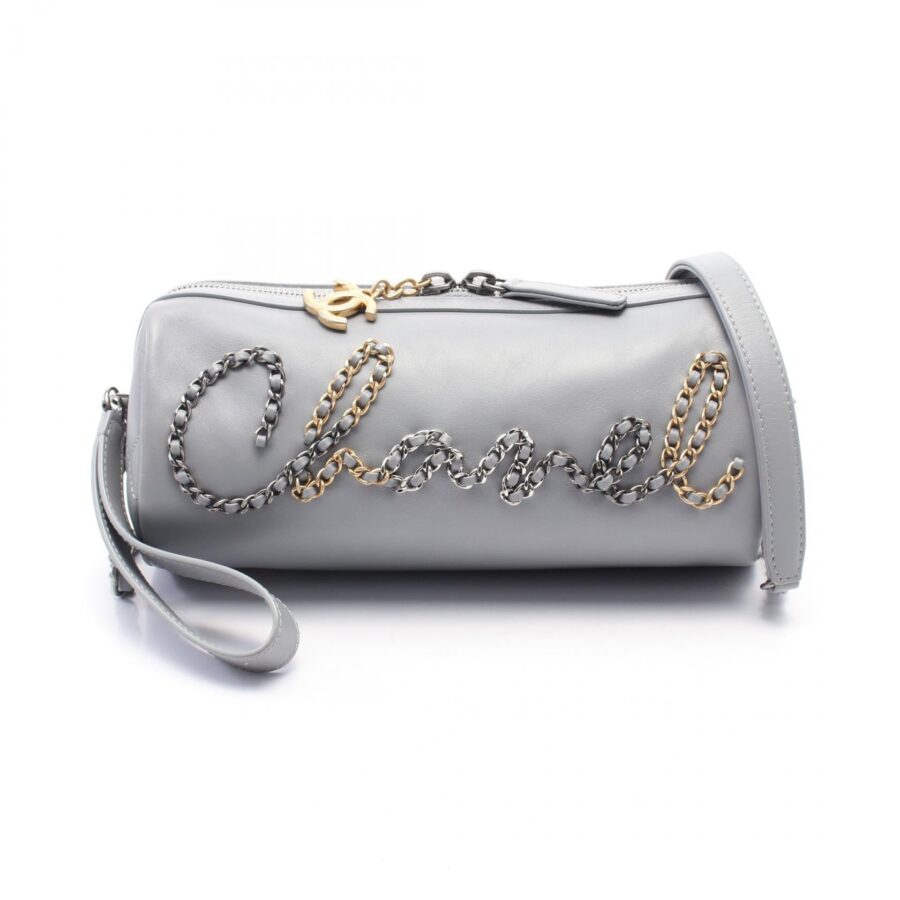 Chanel Leather Shoulder Bag | Studio Nafay