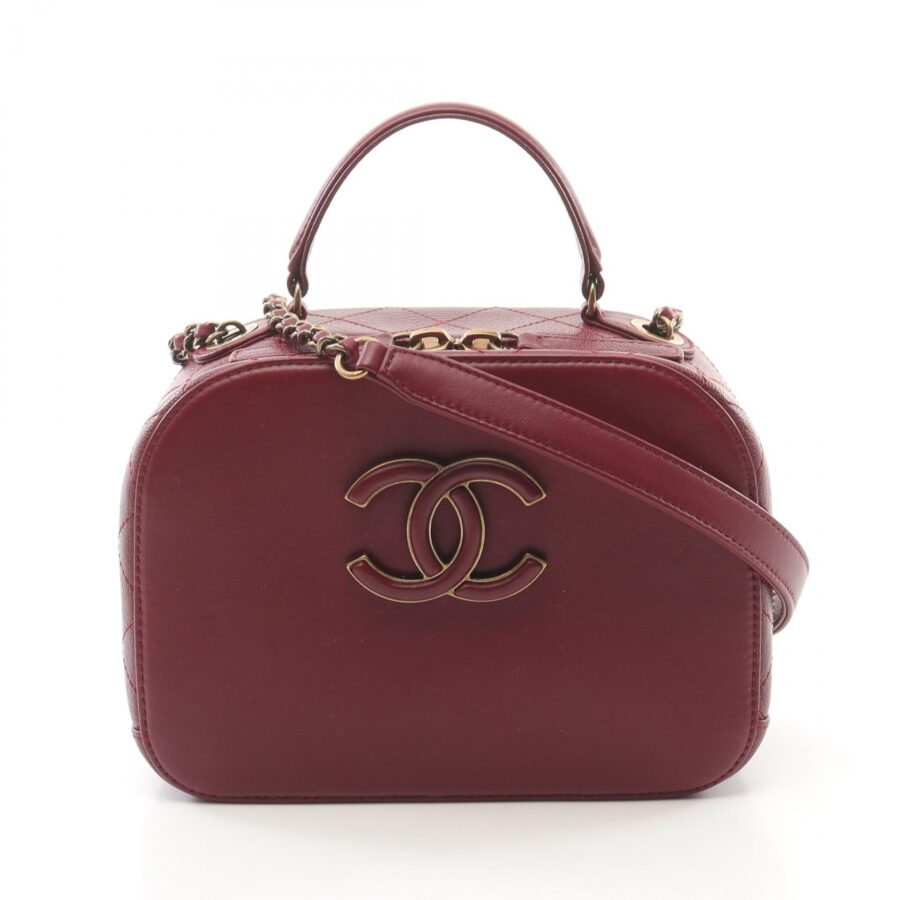 Chanel Matelasse Leather Shoulder Bag Classic Flap | Studio Nafay