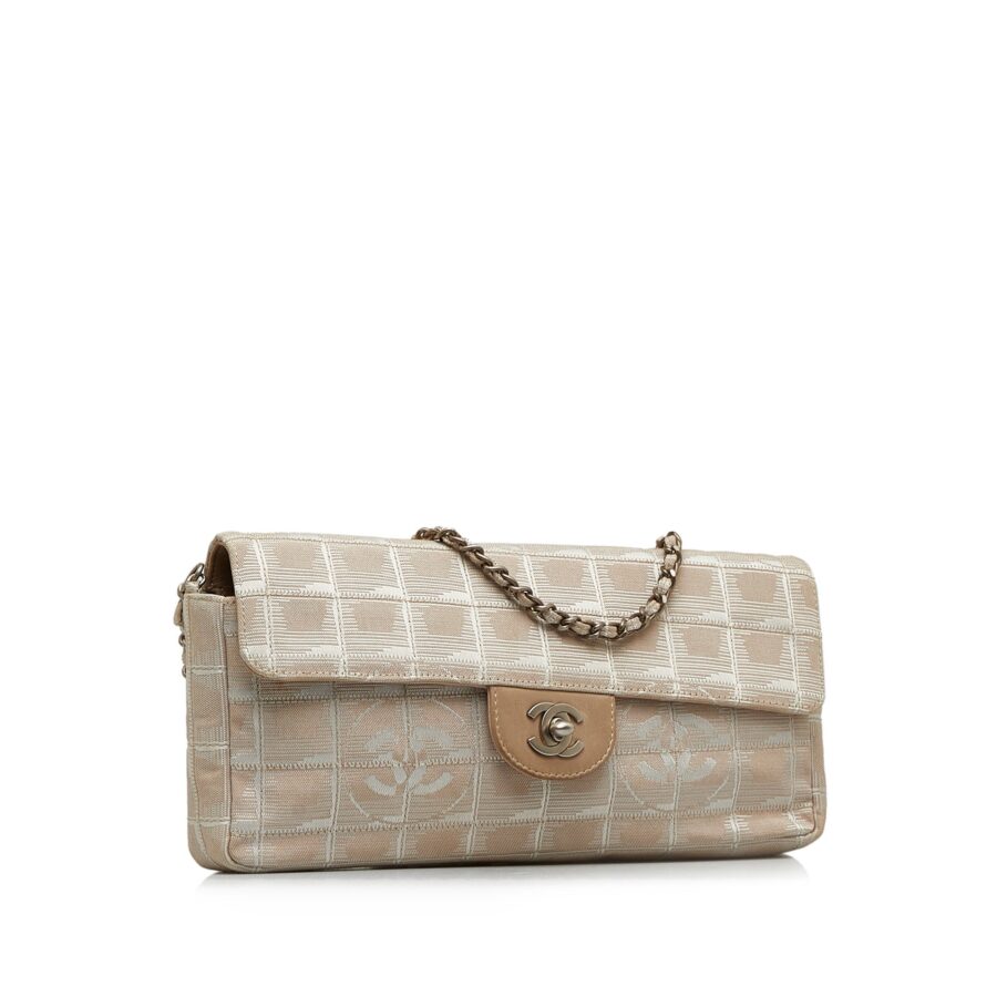 Chanel Leather Shoulder Bag Style 46 | Studio Nafay