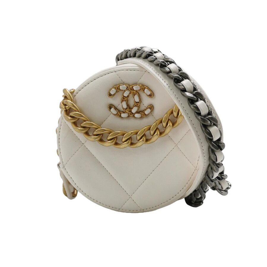 Chanel 19 Round White Cannage Leather bag | Studio Nafay