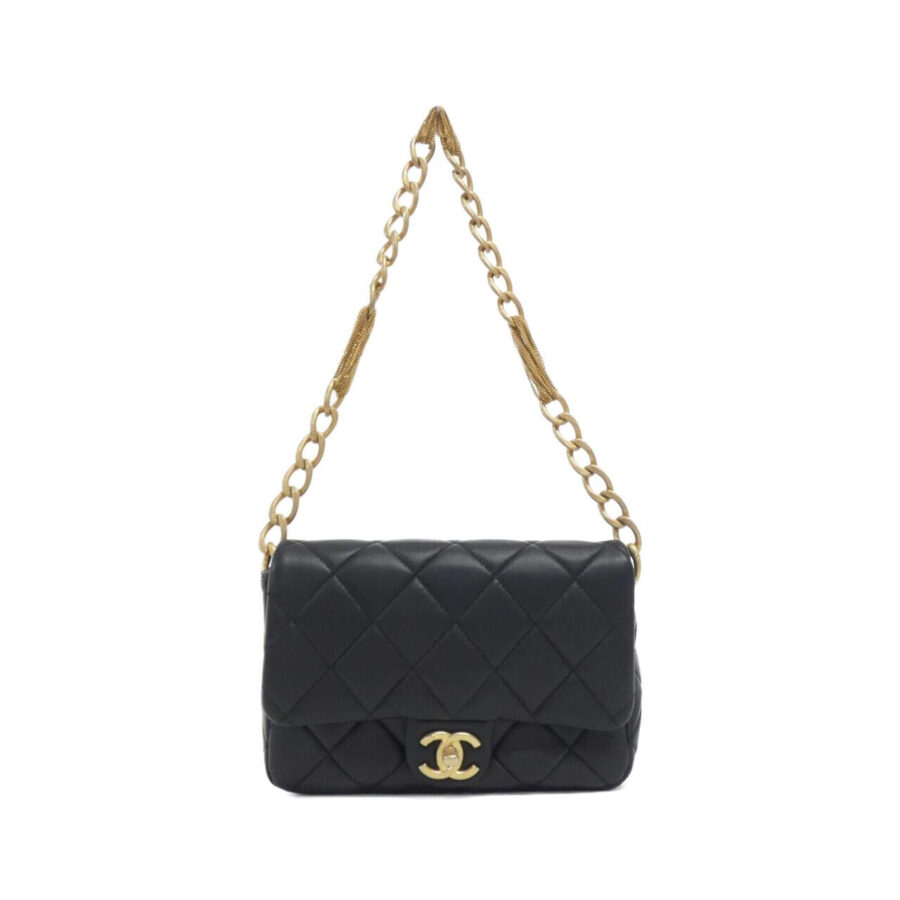 Chanel Lambskin Shoulder Bag | Studio Nafay