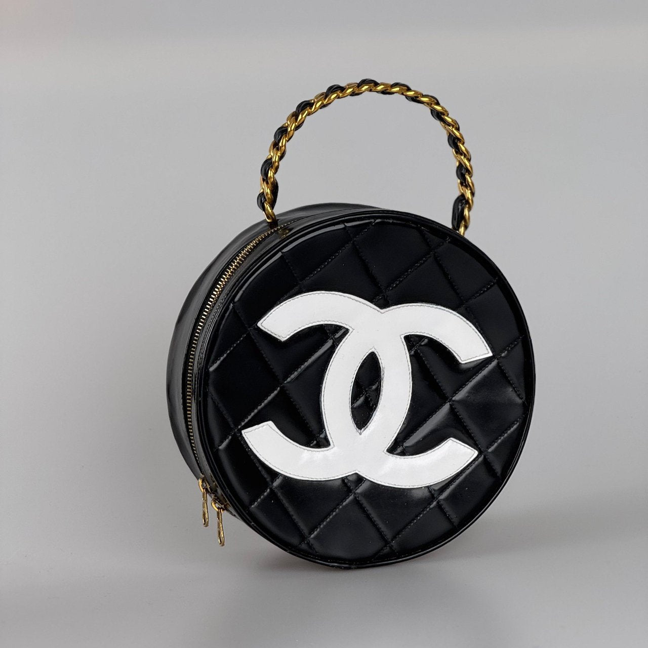 Chanel Leather Black Elegant Handbag 10