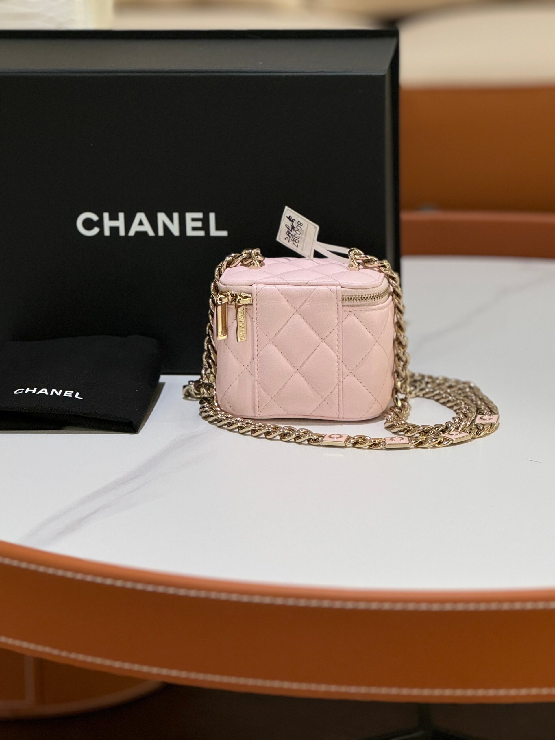 Chanel Lambskin Gold Elegant Handbag