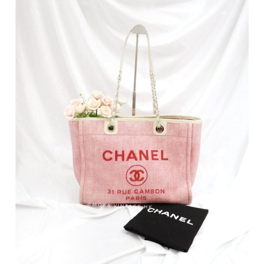 Chanel deauville large shopping tote bag | Studio Nafay
