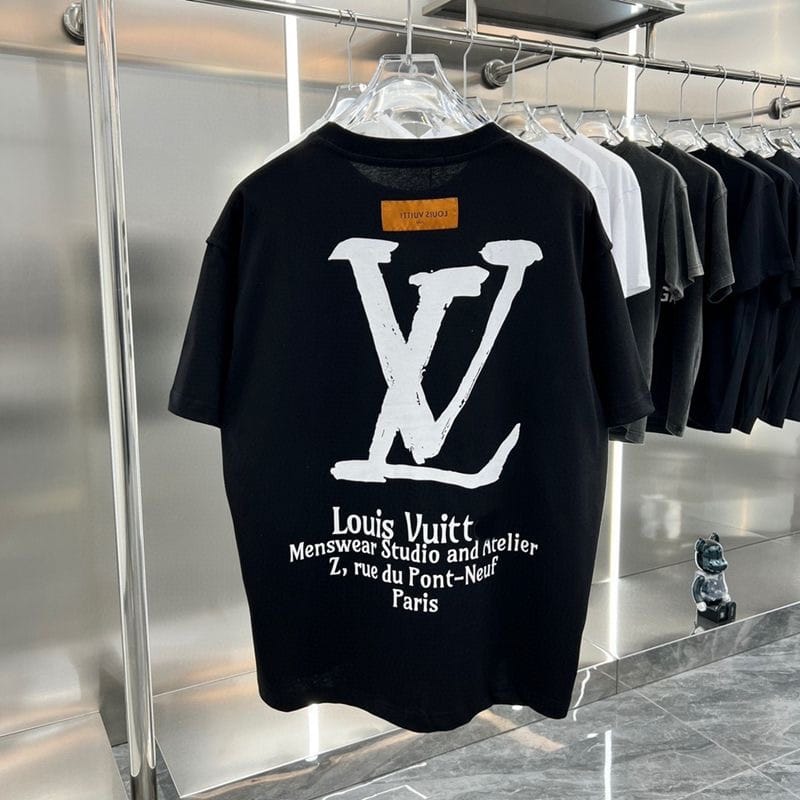 Louis Vuitton Tshirt | Studio Nafay