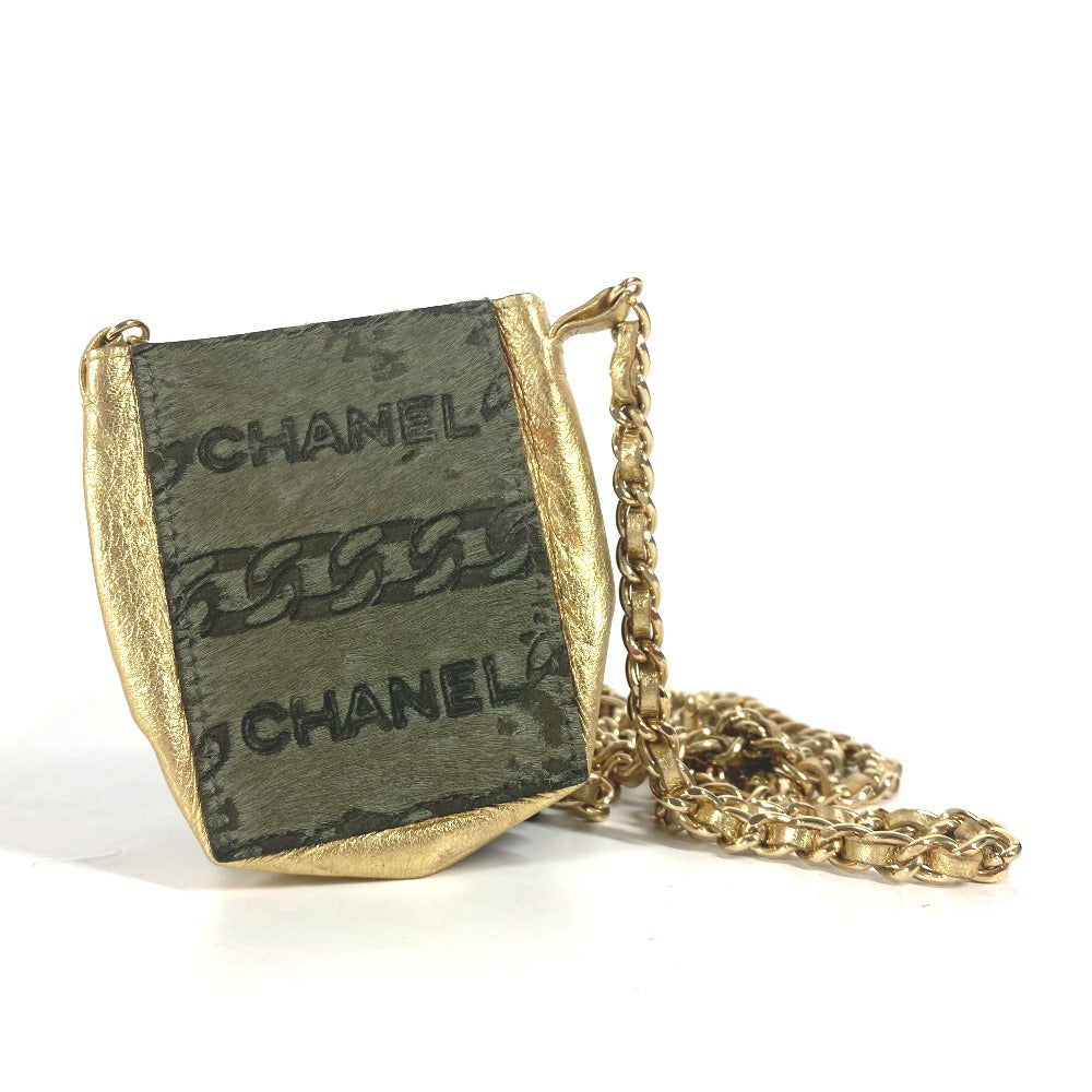 Chanel Pochette 30 Leather Shoulder Bag