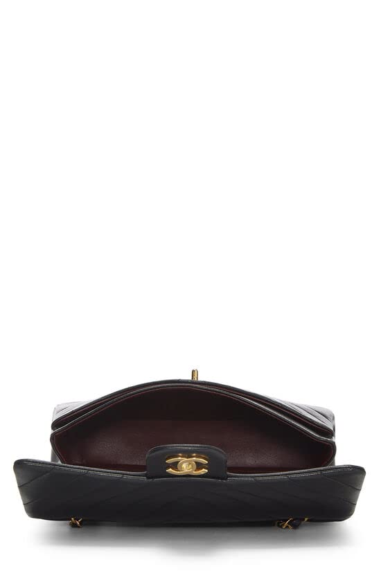 Chl, Black Chevron Lambskin Classic Double Flap Medium, Black | Studio Nafay