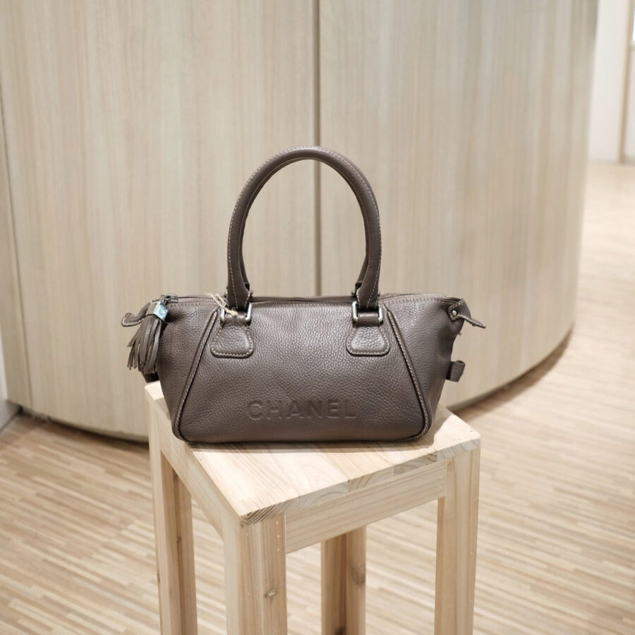 Chanel Papillon Calfskin Brown Handbag | Studio Nafay