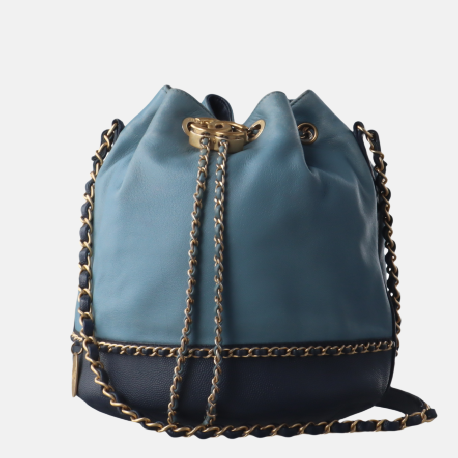 Chanel Leather Lambskin Navy Handbag | Studio Nafay