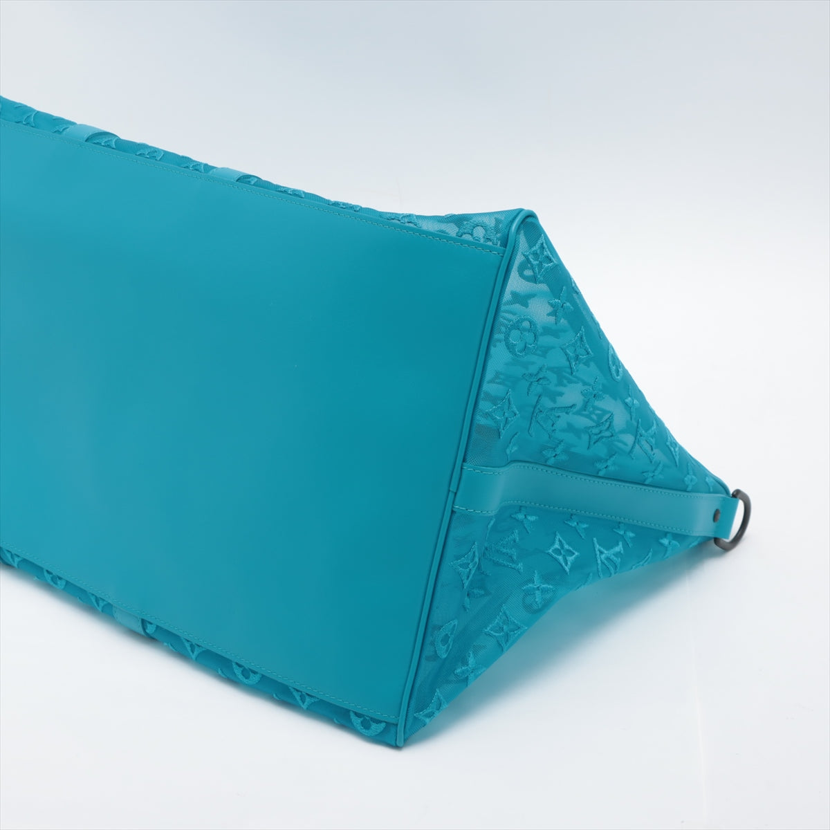 Louis Vuitton Keepall Ultra Limited Edition Triangle Monogram Mesh 50 Turquoise